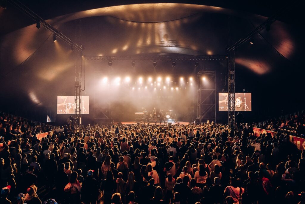 Laura Tesoro Bookings - TTT Artists