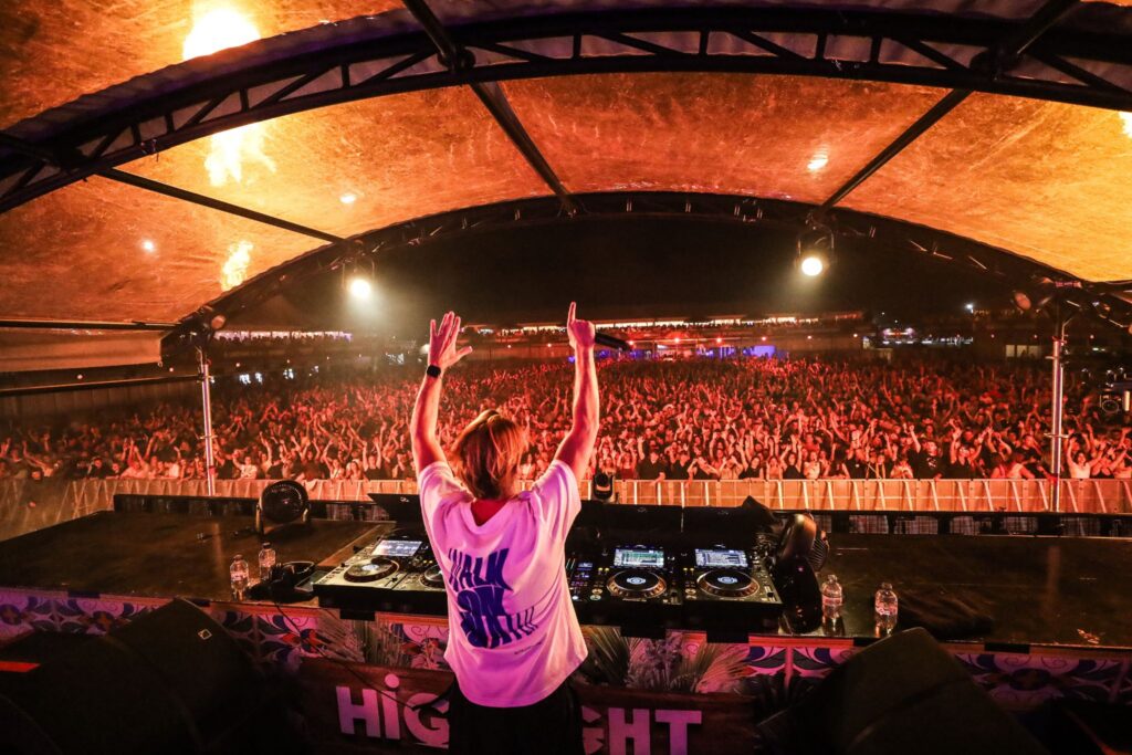 regi-milk-inc-live-ttt-artists-bookings
