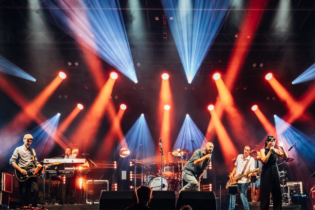 stanvansamang-live-tttartists-bookings